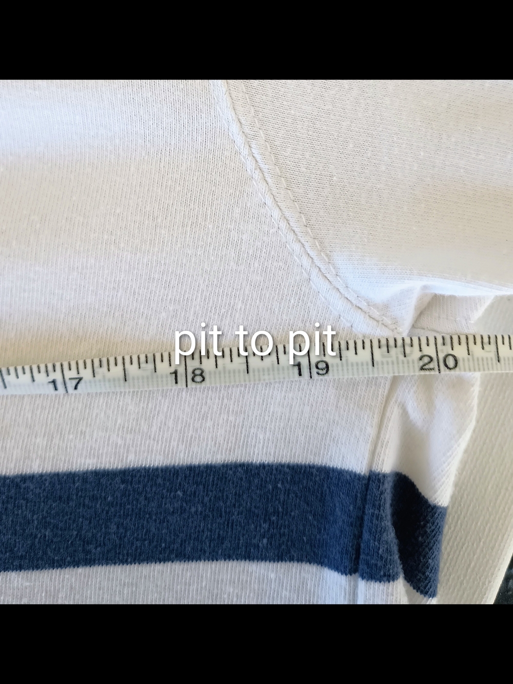 Brandy Melville White Cropped Crewneck with Navy Stripes One Size - Picture 4 of 9